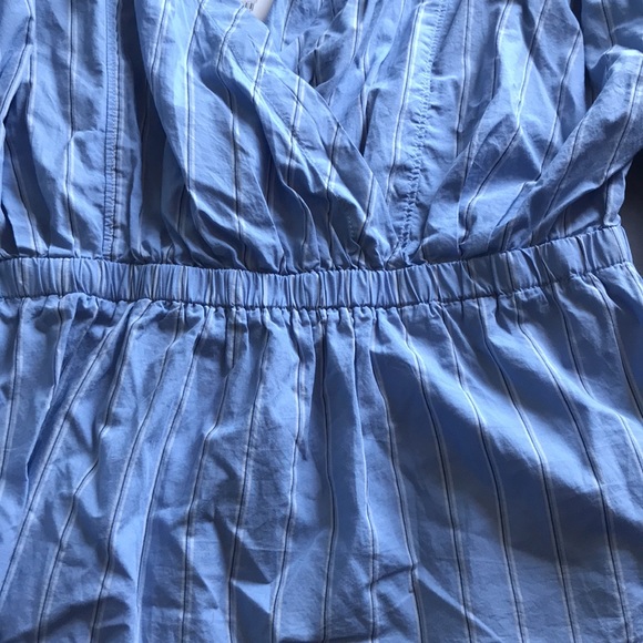 FREE ASSEMBLY light blue wrap top with stretch waist and 3 quarter sleeves Small - Picture 8 of 10